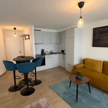 Lake Center Apartment Montreux